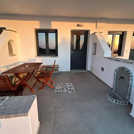 Levayia I Apartment